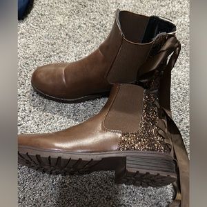 boutique boots